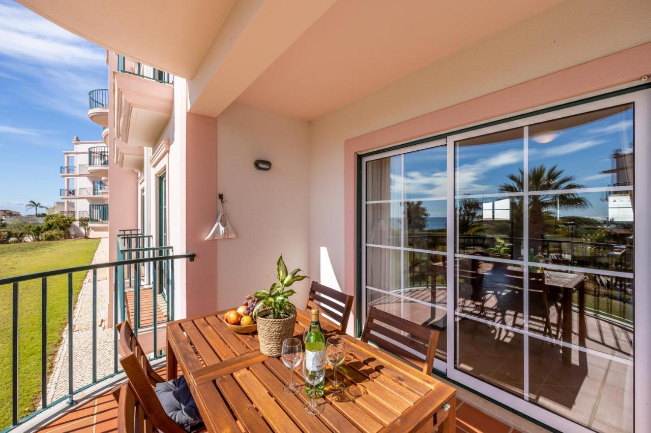 Algarve Golf And Relaxation Apartment Praia Da Luz Bagian luar foto