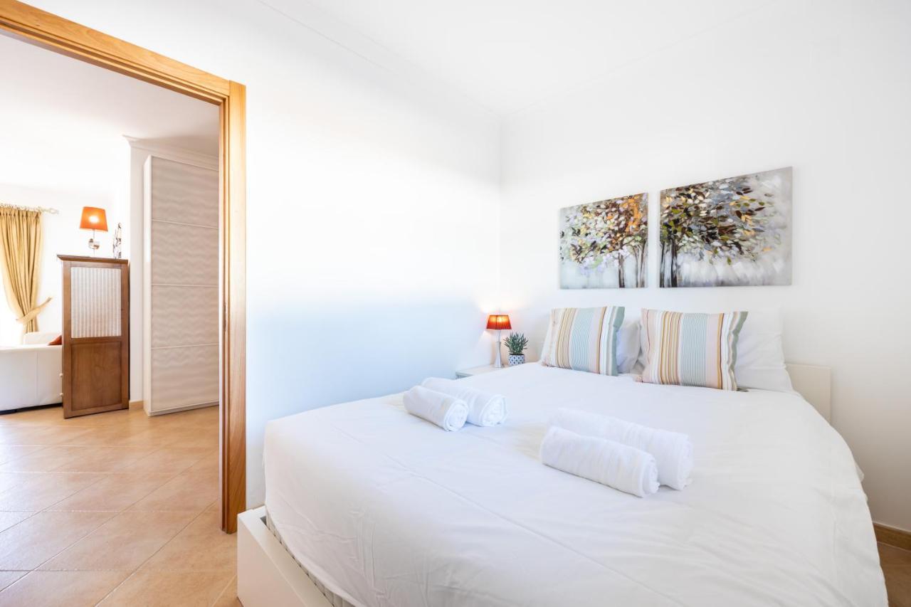 Algarve Golf And Relaxation Apartment Praia Da Luz Bagian luar foto